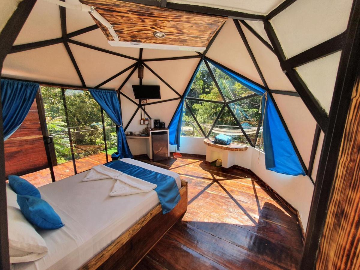 Glamping Tomaselli Hotel Manuel Antonio Buitenkant foto